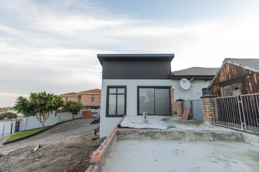 4 Bedroom Property for Sale in Lovemore Heights Estate Eastern Cape
